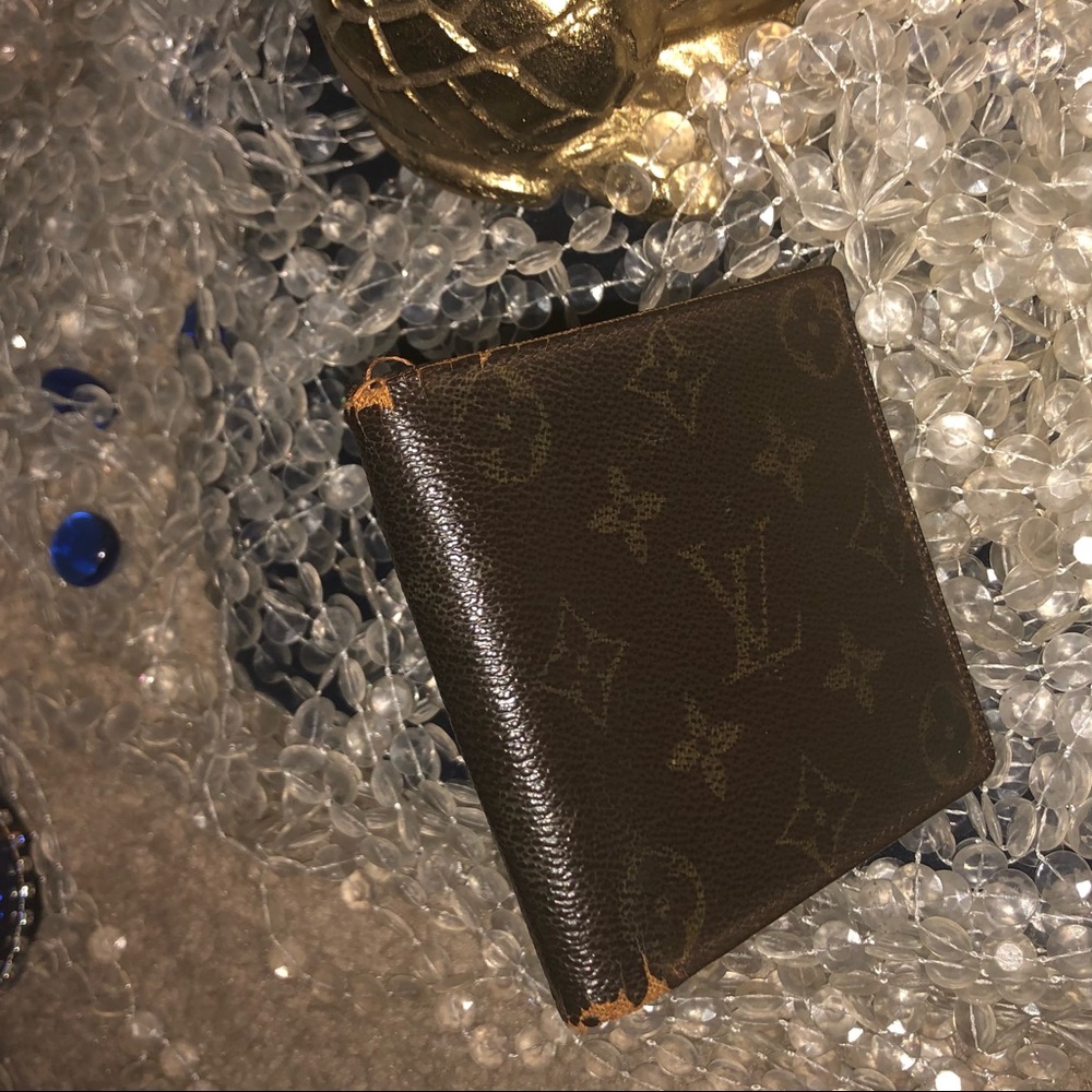 Louis Vuitton bifold wallet